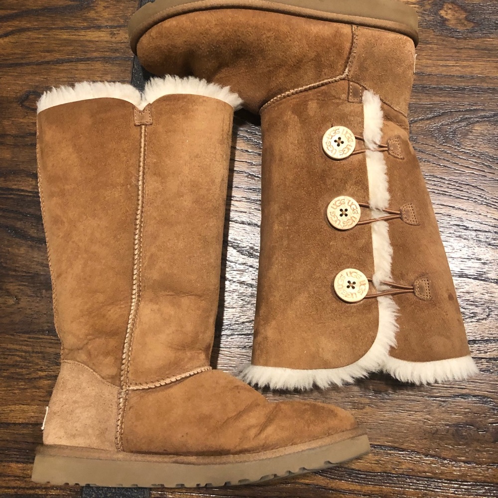 Uggs Bailey Button